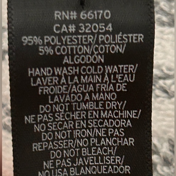 ANTHROPOLOGIE scarf/wrap - Picture 6 of 6